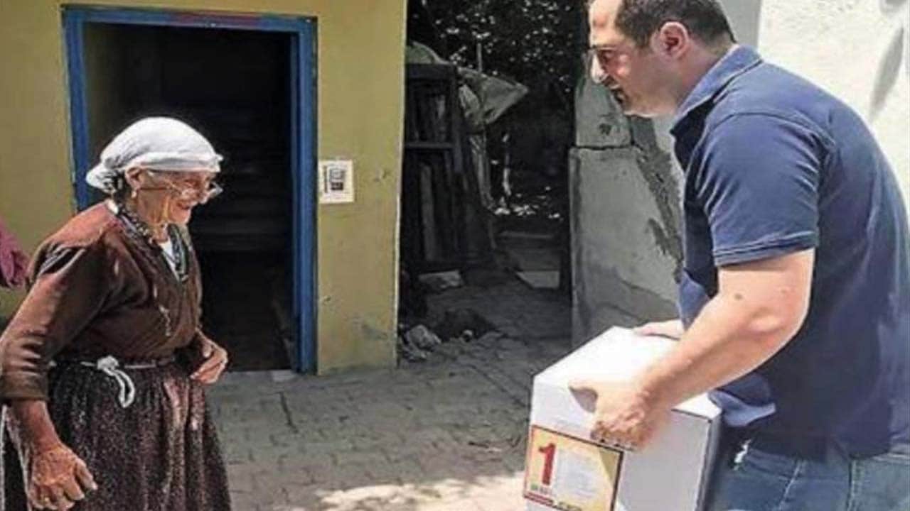 Foto - Sağlıklı ilişkileri ve aidiyet duygusunu güçlendiriyor: İyilik, yapana da iyi geliyor 