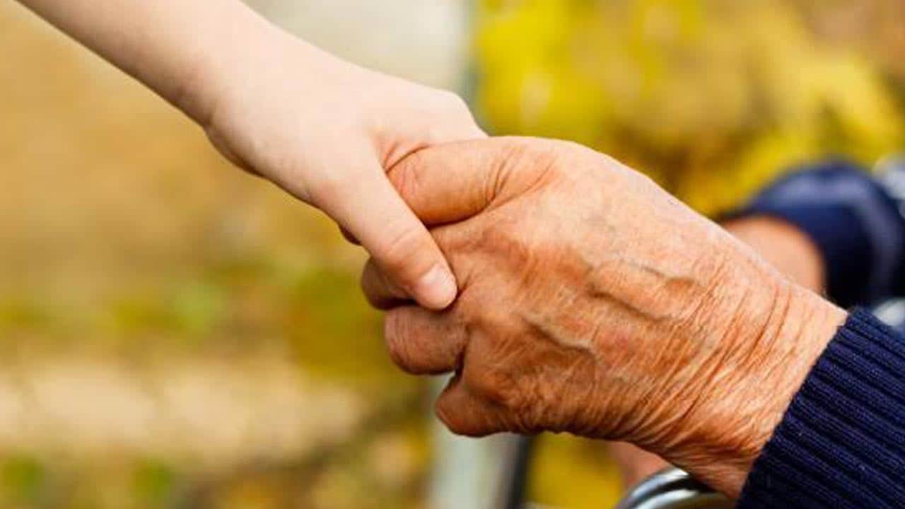 Sağlıklı ilişkileri ve aidiyet duygusunu güçlendiriyor: İyilik, yapana da iyi geliyor 
