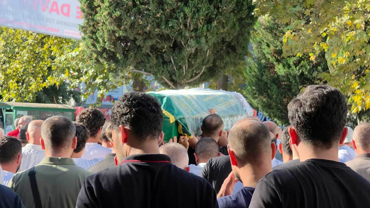 Sakarya’da feci kaza yürekleri dağladı! 23 yaşındaki Begüm Fil otomobilin çarpması sonucu hayatını kaybetti!