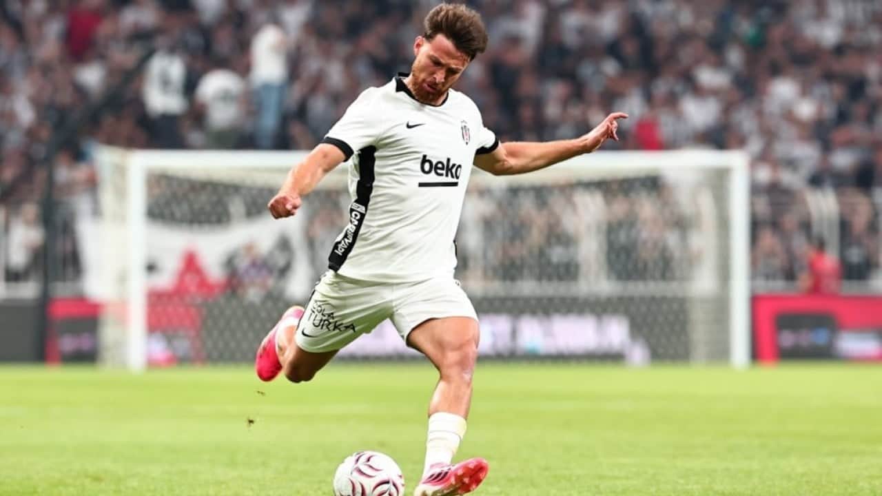Foto - Salih Özcan’dan Beşiktaş açıklaması: Tam zamanında gelmişim