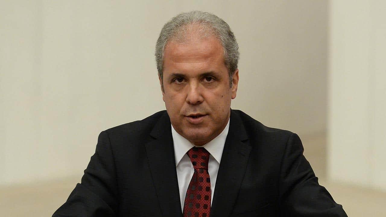 Foto - Şamil Tayyar 'Partiye ciddi zarar veriyor' diyerek çağrı yaptı: Onurlu bir şekilde görevi bırakmalı