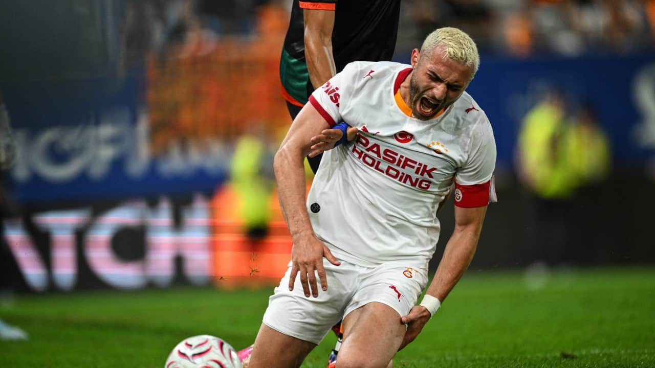 Foto - Şampiyonlar Ligi'ne kadro bildirim süresi bitti: Galatasaray neden merkez orta saha almıyor acaba!
