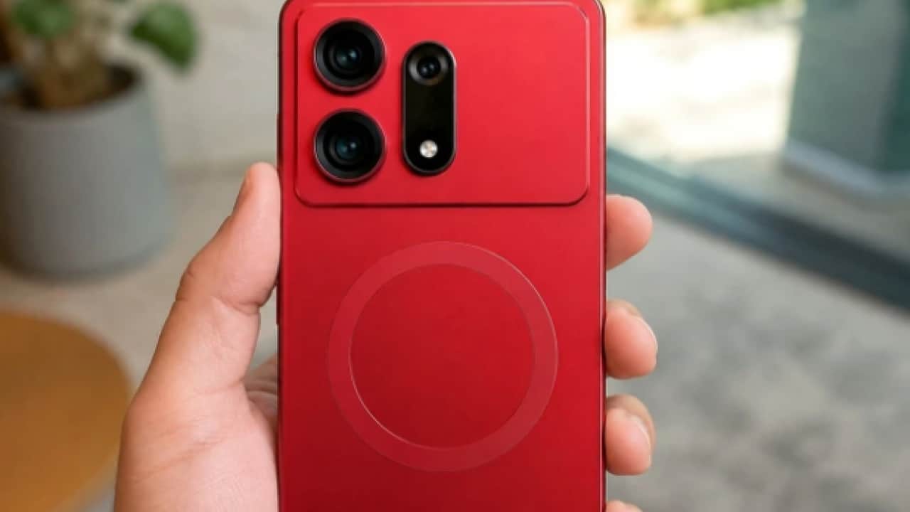 Foto - Samsung S27 Pro'nun neye benzediği belli oldu! İşte böyle görünecek