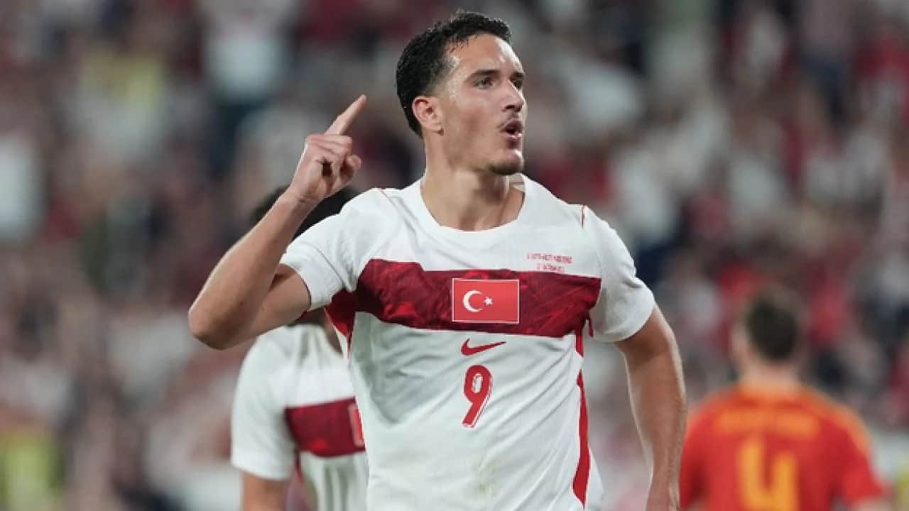 Foto - Sarı Kırmızılılar KAP’a bildirdi: A Mlli yıldız Galatasaray'a geliyor ve Ahmet Çakar ilginç açıklamasını yaptı