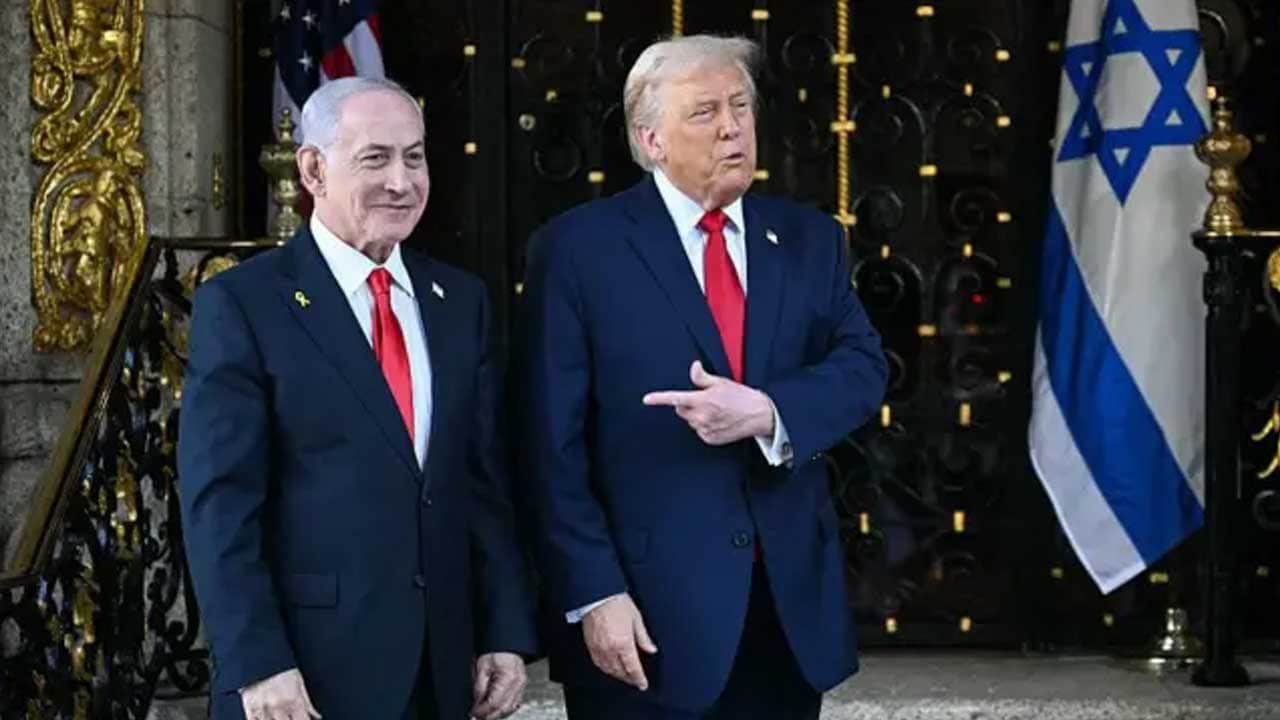 Foto - Sarı şeytan Trump, terörist Netanyahu'ya bomba yağdırdı