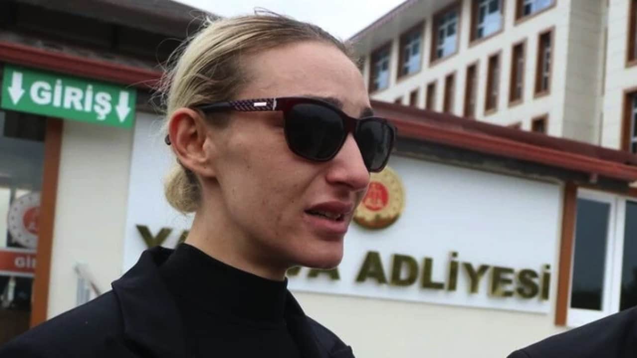 Foto - Şarkıcı Güllü’nün şüpheli ölümünde şoke eden yeni görüntüler! Kızı Tuğyan eve geri çıkınca olanlar olmuş