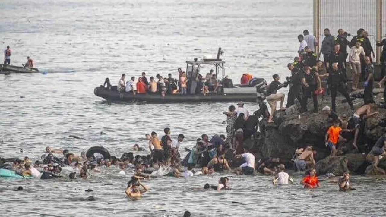 Foto - Sebte'de kargaşa sürüyor: 3 bin kişi oraya götürüldü