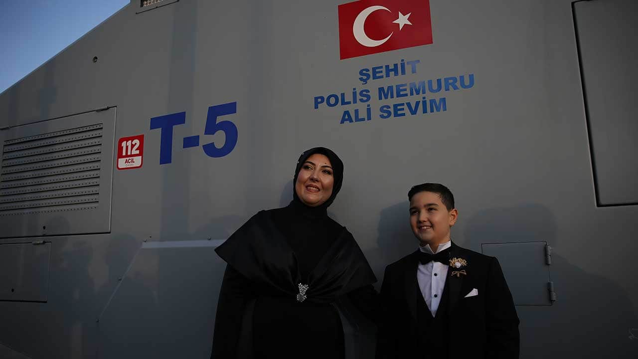 Foto - Şehidimizin yavrusuna görkemli sünnet düğünü