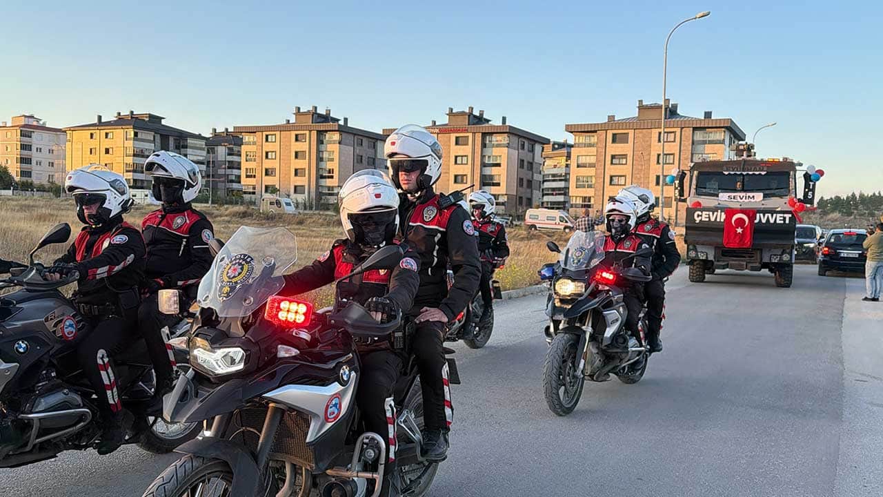 Foto - Şehidimizin yavrusuna görkemli sünnet düğünü