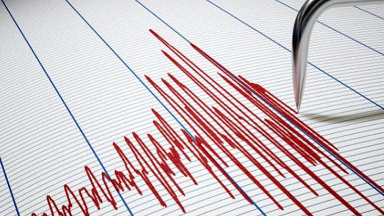 Foto - Şehir zangır zangır sallandı! 6 büyüklüğünde deprem 