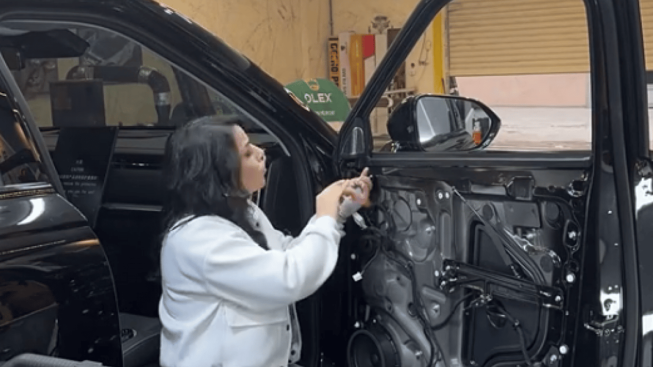 Foto - Sekreter olarak girdi, ustalığı öğrendi! "Yapamazsın" diyenlere inat kendi işinin patronu oldu