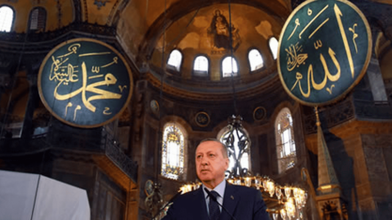 Foto - Selma Savcı yazdı: Ayasofya kubbesiyle, sütunuyla İslâm’ındır!