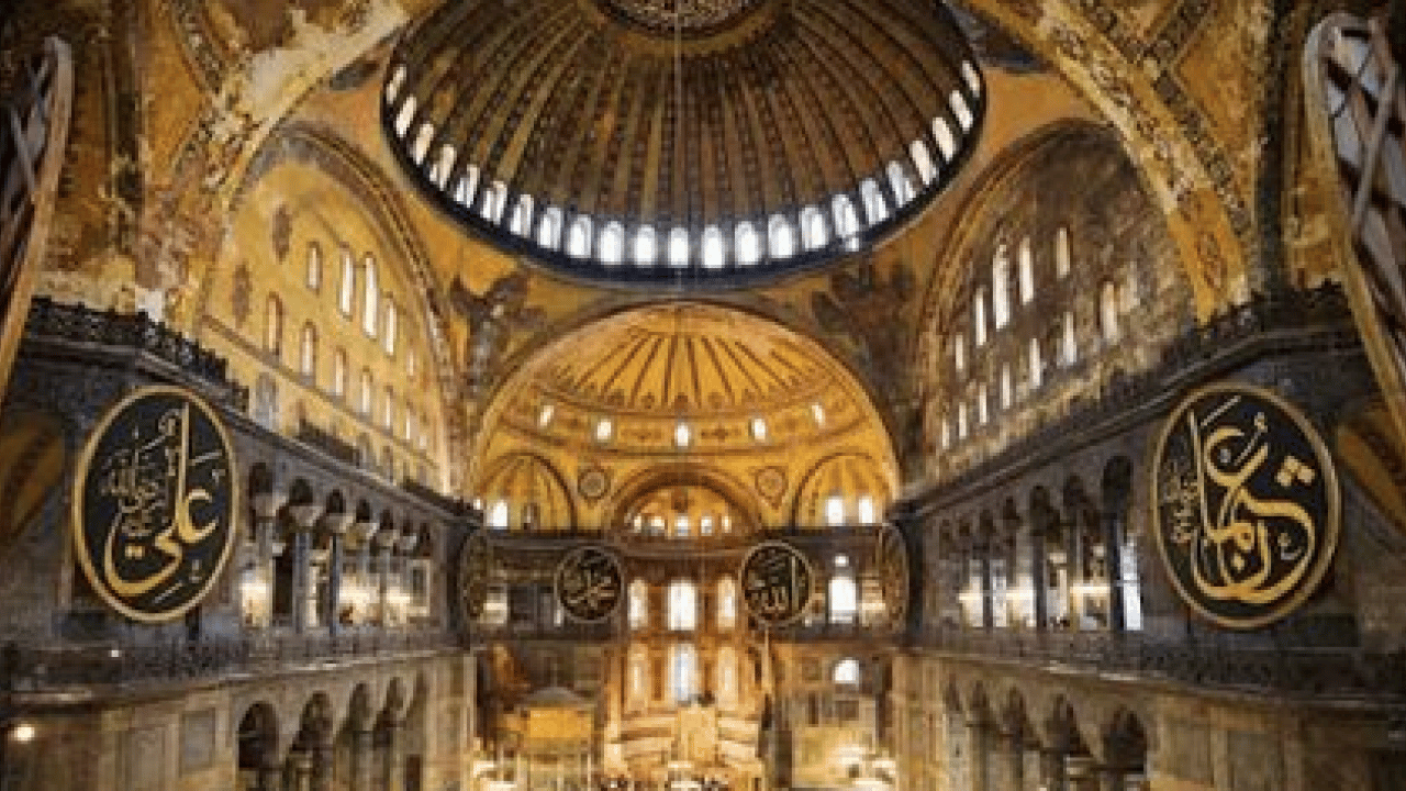 Foto - Selma Savcı yazdı: Ayasofya kubbesiyle, sütunuyla İslâm’ındır!