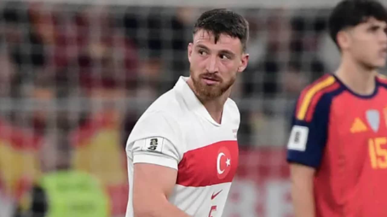 Serdal Adalı'dan milli futbolcuya bomba mesaj: Seni alacağız, kimseyle görüşme diyerek ilan etti!