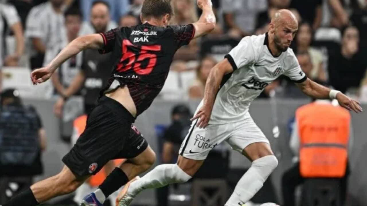 Foto - Serdar Adalı'dan eski yönetimlere gönderme! Camiadaki en büyük problemi anlattı