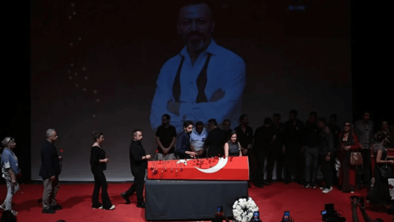 Foto - Serhat Kılıç ve rol arkadaşının acı tesadüfü! 9 yıl arayla aynı gün vefat ettiler