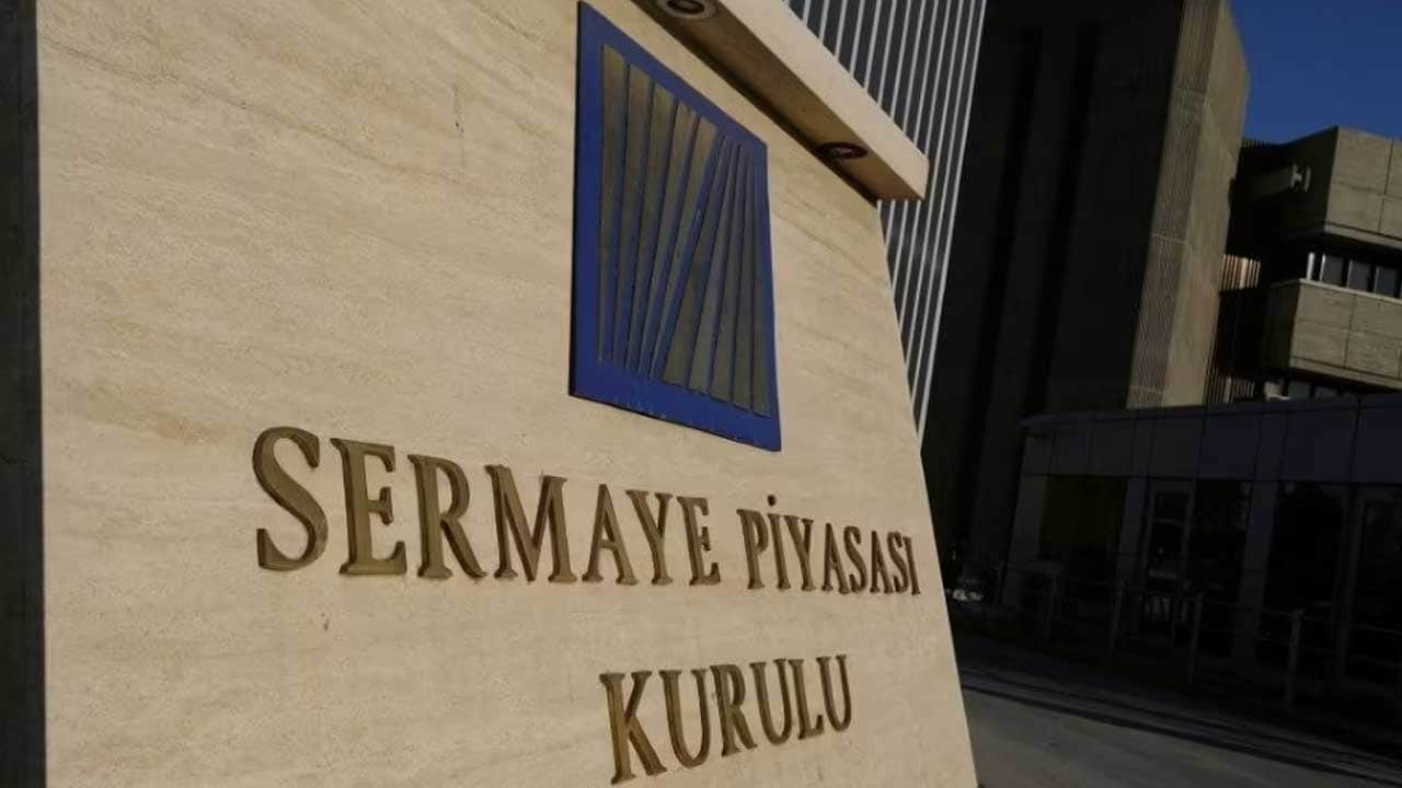 Foto - Sermaye Piyasası Kurulu (SPK) harekete geçti! 13 kişi ve kuruluşa 2 yıllık işlem yasağı