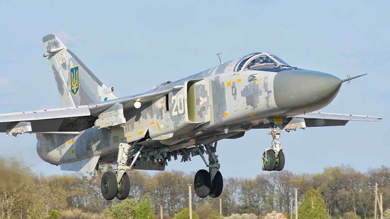 Foto - Sıcak saatler! Su-24M tipi bombardıman uçağı düştü
