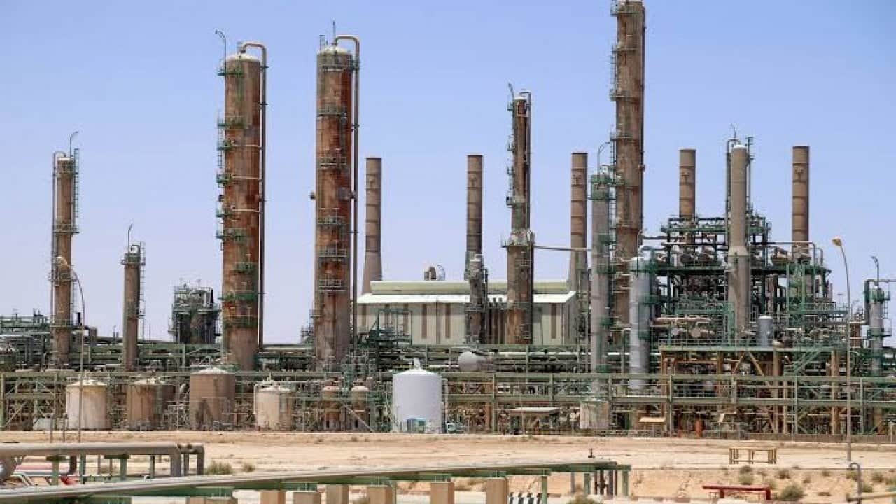 Foto - Silahlı gruplar vanayı kapattı! Petrol üretimi düştü