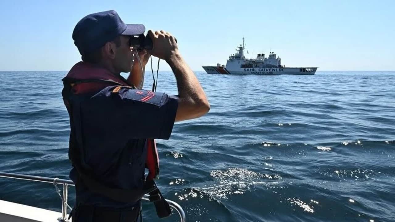 Foto - Silivri açıklarındaki kazada gemi batmıştı! Arama kurtarma çalışmaları sürüyor