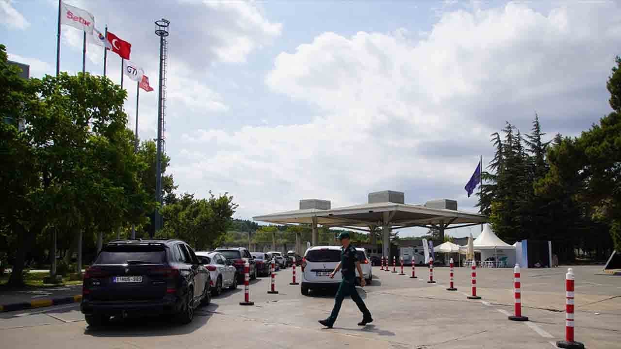 Foto - Sınır kapılarında rekor: 3,7 milyon yolcu geçiş yaptı