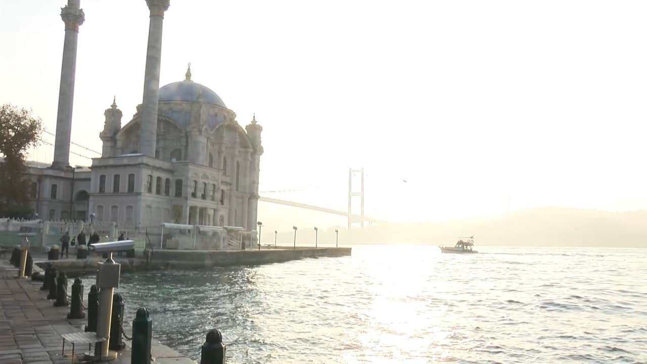 Foto - Sis, İstanbul Boğazı'nda görsel şölen oluşturdu