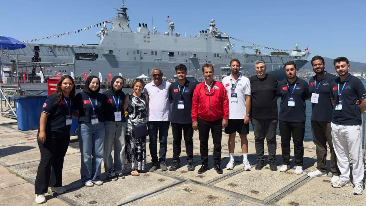 Foto - Sivaslı öğrencilerin insansız deniz aracına TEKNOFEST’ten ödül