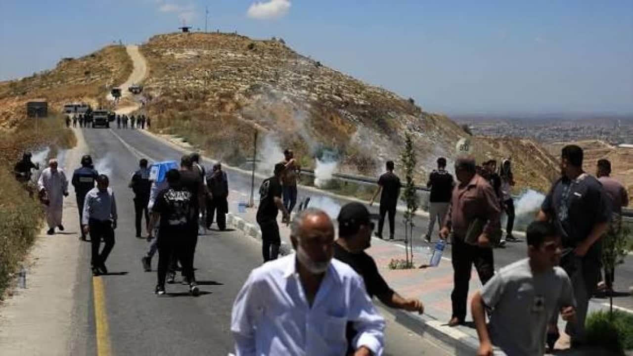 Foto - Siyonist pisliyor ABD’li büyükelçi sıvıyor!