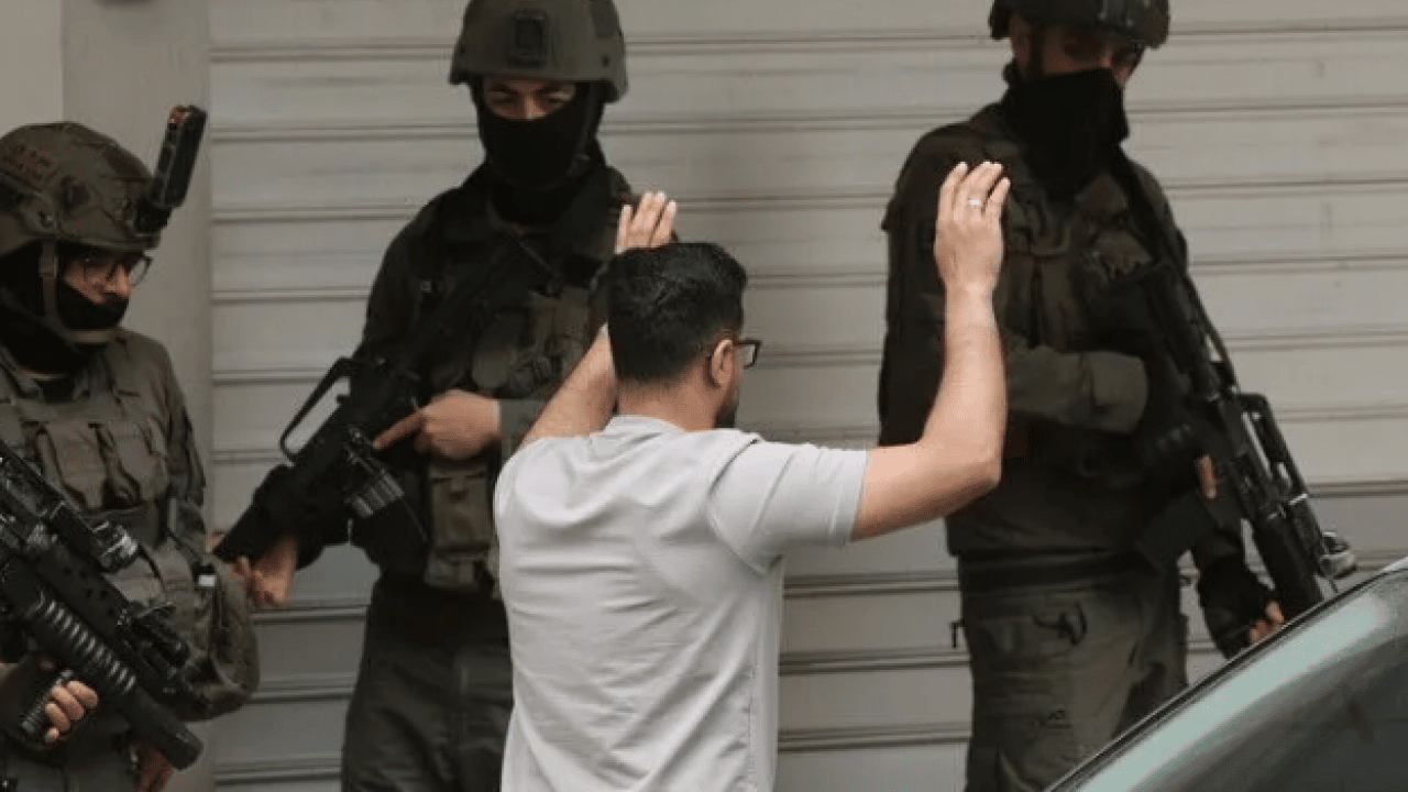 Foto - Siyonist şebeke bayram kılıfıyla yine terör estirdi! Batı Yaka’yı hapishaneye çevirdiler