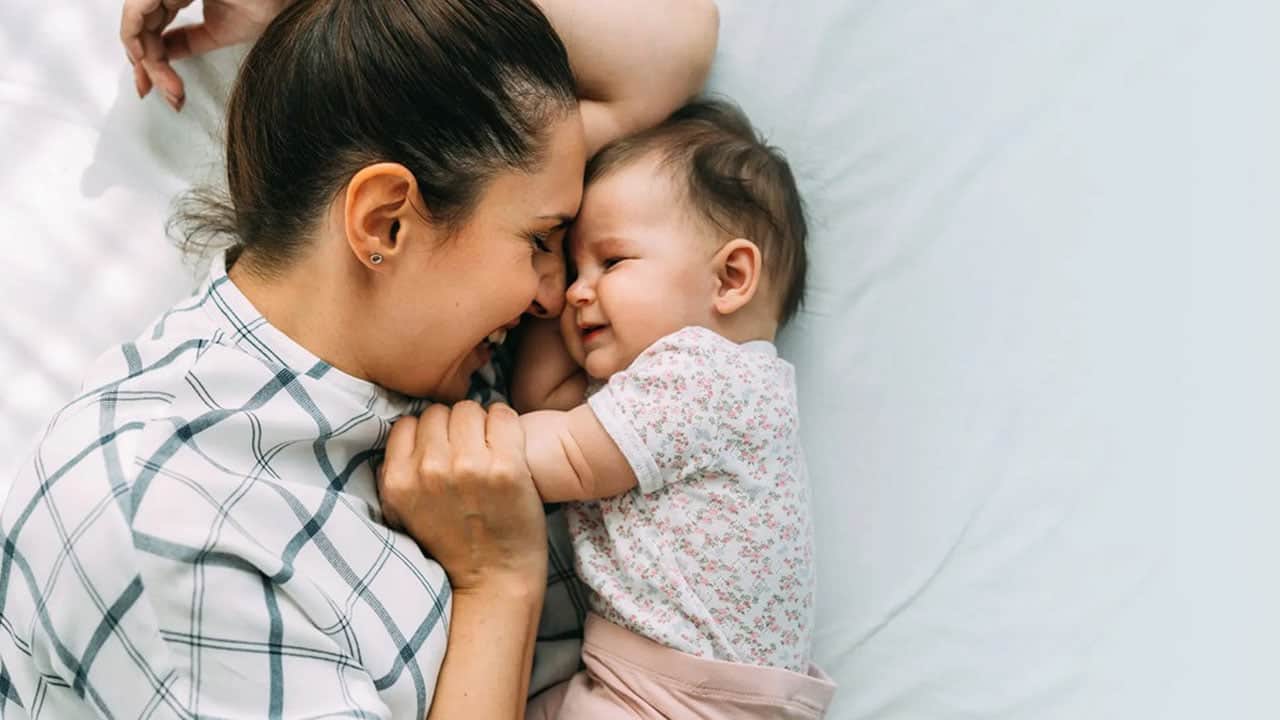 Foto - Siz siz olun bu hatayı yapmayın! Bebeğiniz ses çıkardığında kaç saniyede cevap veriyorsunuz?