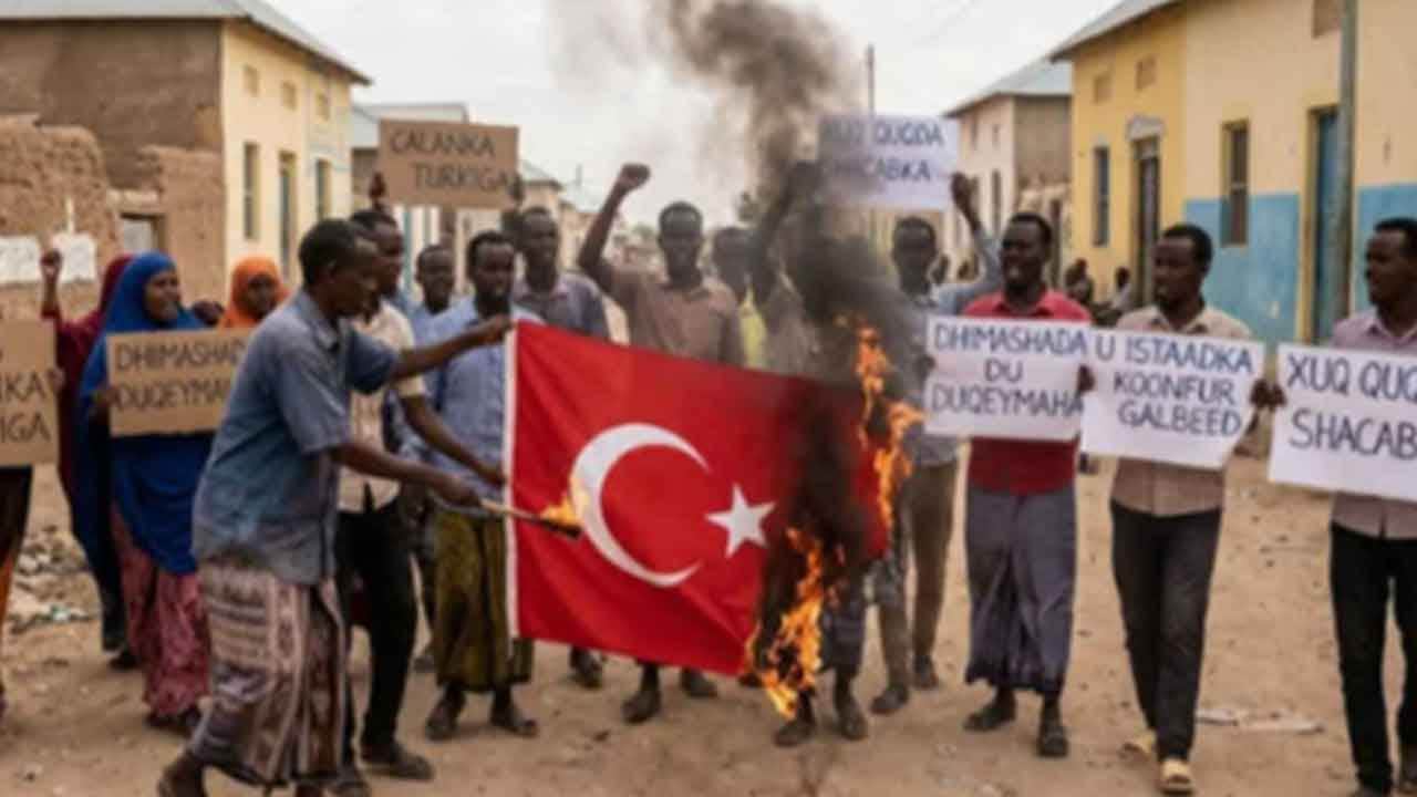 Foto - Skandal sonrası Somalili milletvekili Aamina Eelay çılgına döndü: Türkiye'yi savunmak farzdır