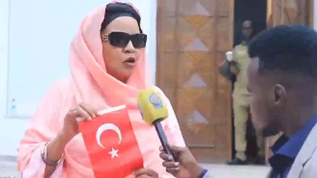Foto - Skandal sonrası Somalili milletvekili Aamina Eelay çılgına döndü: Türkiye'yi savunmak farzdır