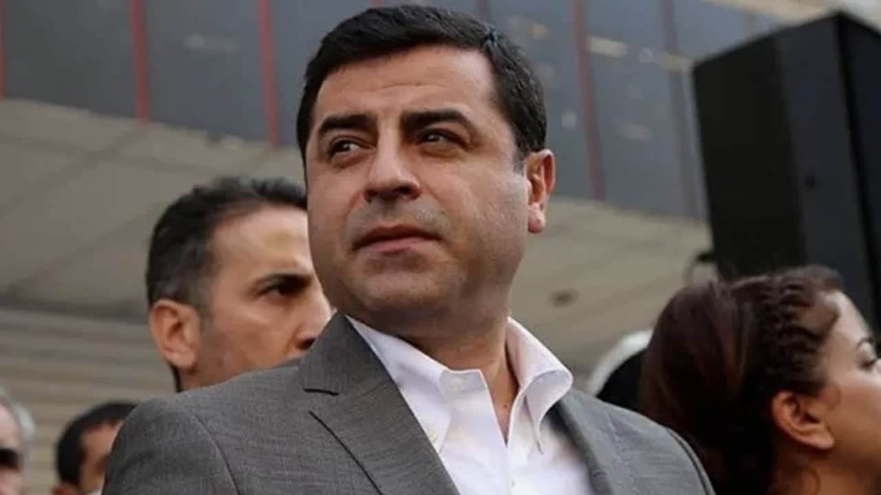 Foto - Son anket yayınlandı! İşte liderlerin oy oranları