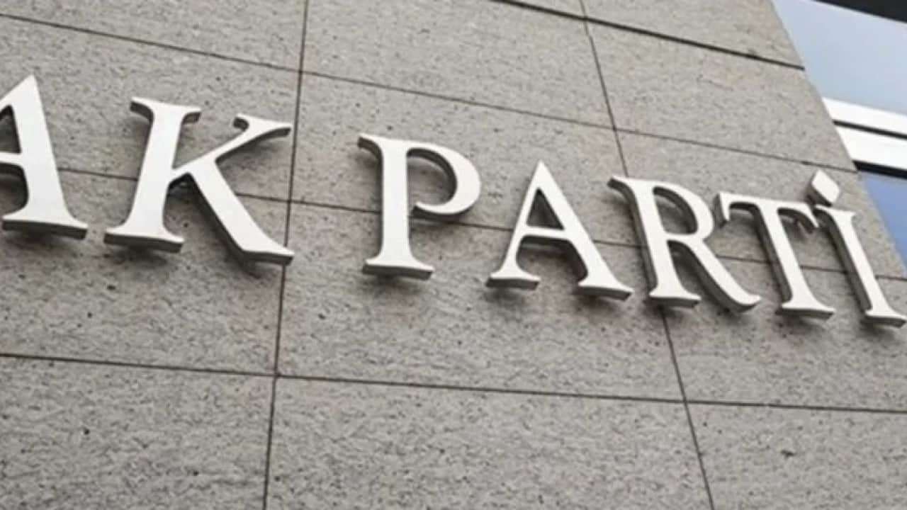 Foto - Son seçim anketi Türkiye'ye duyuruldu: Özgür Özel'in yeni partisi ile AK Parti arasındaki oy farkı olay oldu