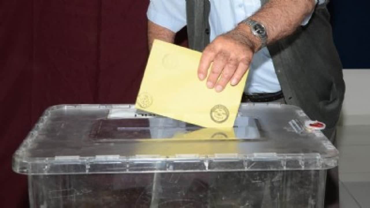 Foto - Son seçim anketinin sonucu Türkiye'ye duyuruldu: Yeni Parti ile AK Parti arasındaki fark füze gibi fırladı