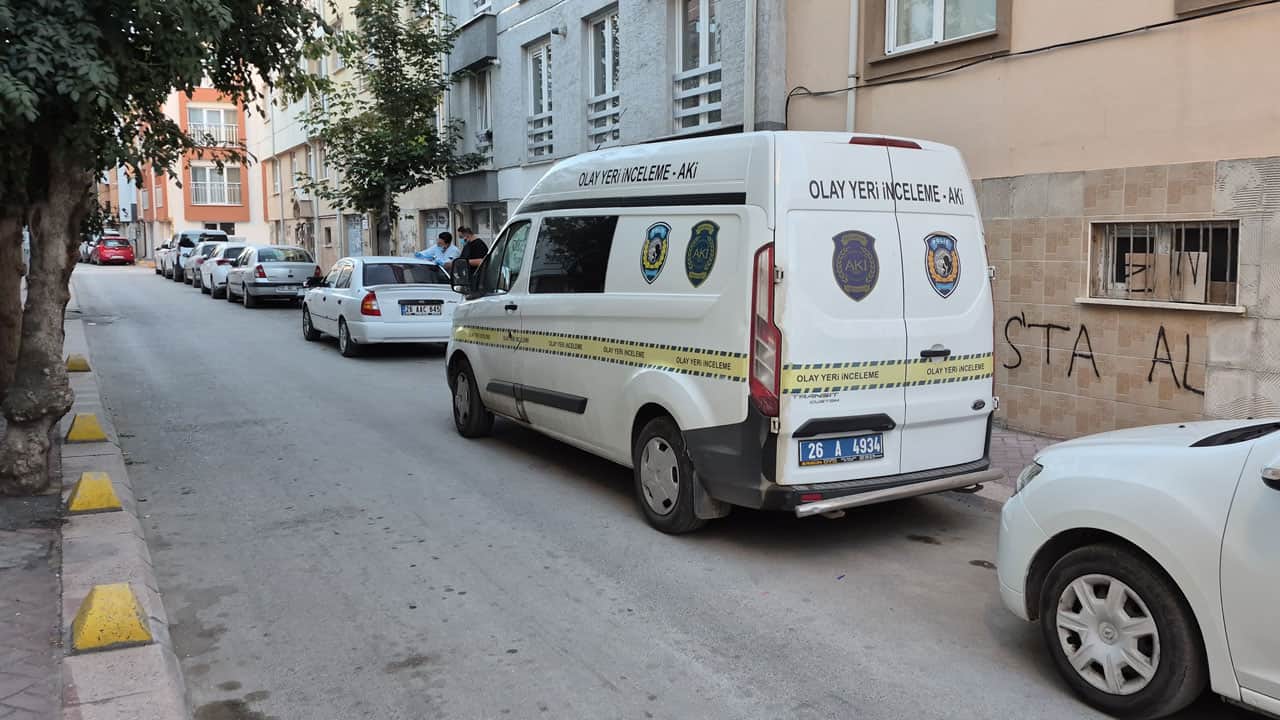 Foto - Soruşturma başlatıldı! Herkes Kötü koku apartmandaki sırrı ortaya çıkardı