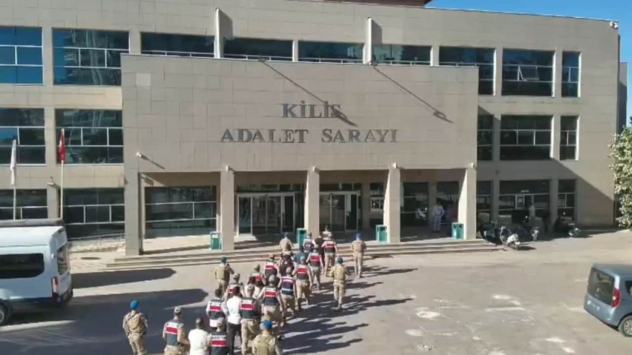 Foto - Suç örgütlerine devasa operasyon! Hesaplarındaki para miktarına inanamayacaksınız