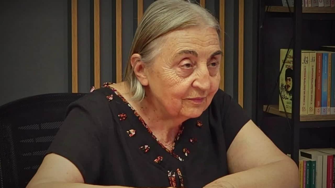  Şükran Soner'i de dolandırmışlar