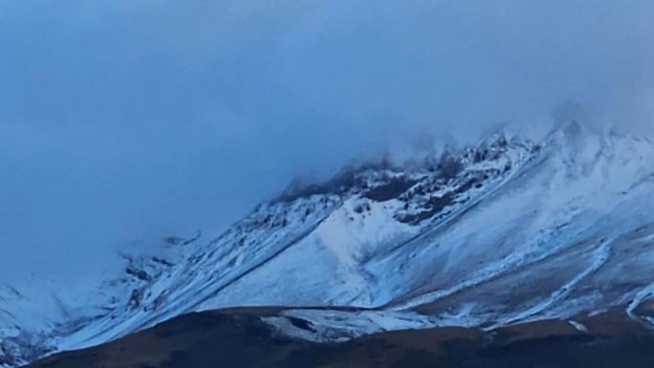 Foto - Süphan Dağı beyaza büründü! Mevsimin ilk karı düştü