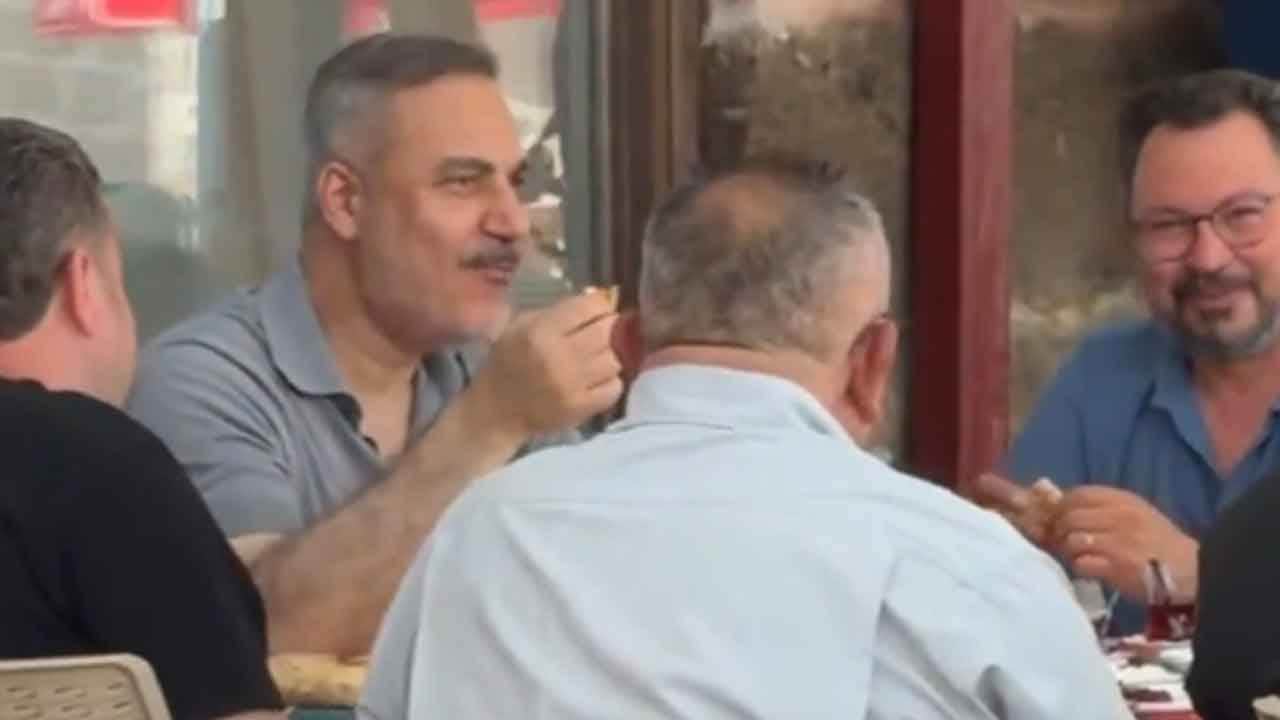 Foto - Sürpriz anlar herkesi şaşırttı: Hakan Fidan'ı görenler 'gerçekten o mu?' diye birbirine sordu