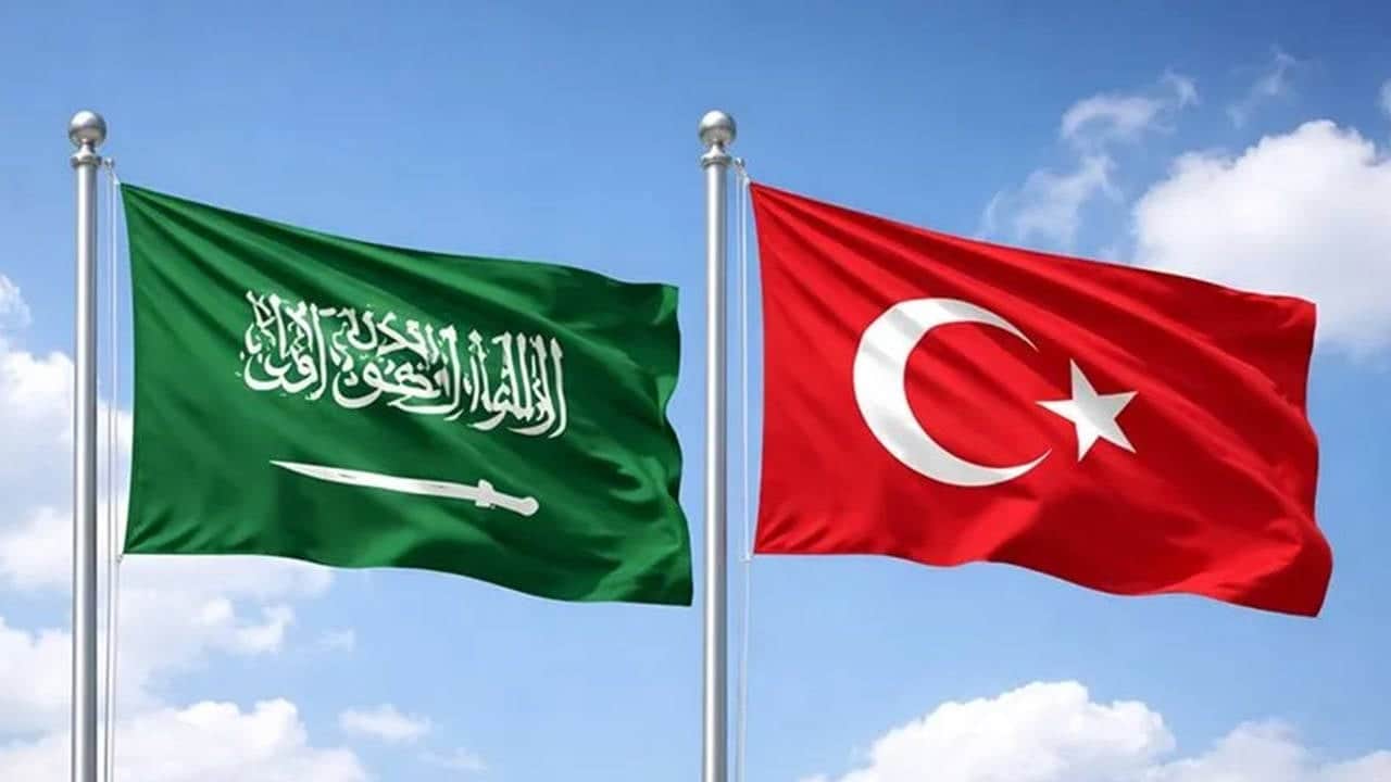 Foto - Suudi Arabistan, Türkiye için tarihi kararı resmen onayladı! Engel kalktı, artık ellerini kollarını sallayarak yapacaklar