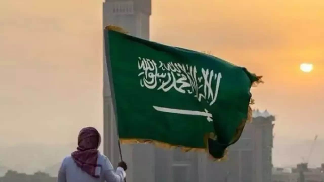Foto - Suudi Arabistan Türkiye'nin hemen ardından karar aldı! Görevden el çektirdiler