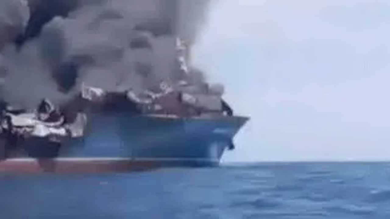 Foto - Suudi Arabistan'a ait 8 gemi vuruldu