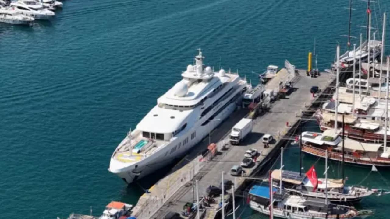 Foto - Suudi milyarder Fethiye'de servet bıraktı! Mega yatına tek seferde 5,5 milyonluk yakıt