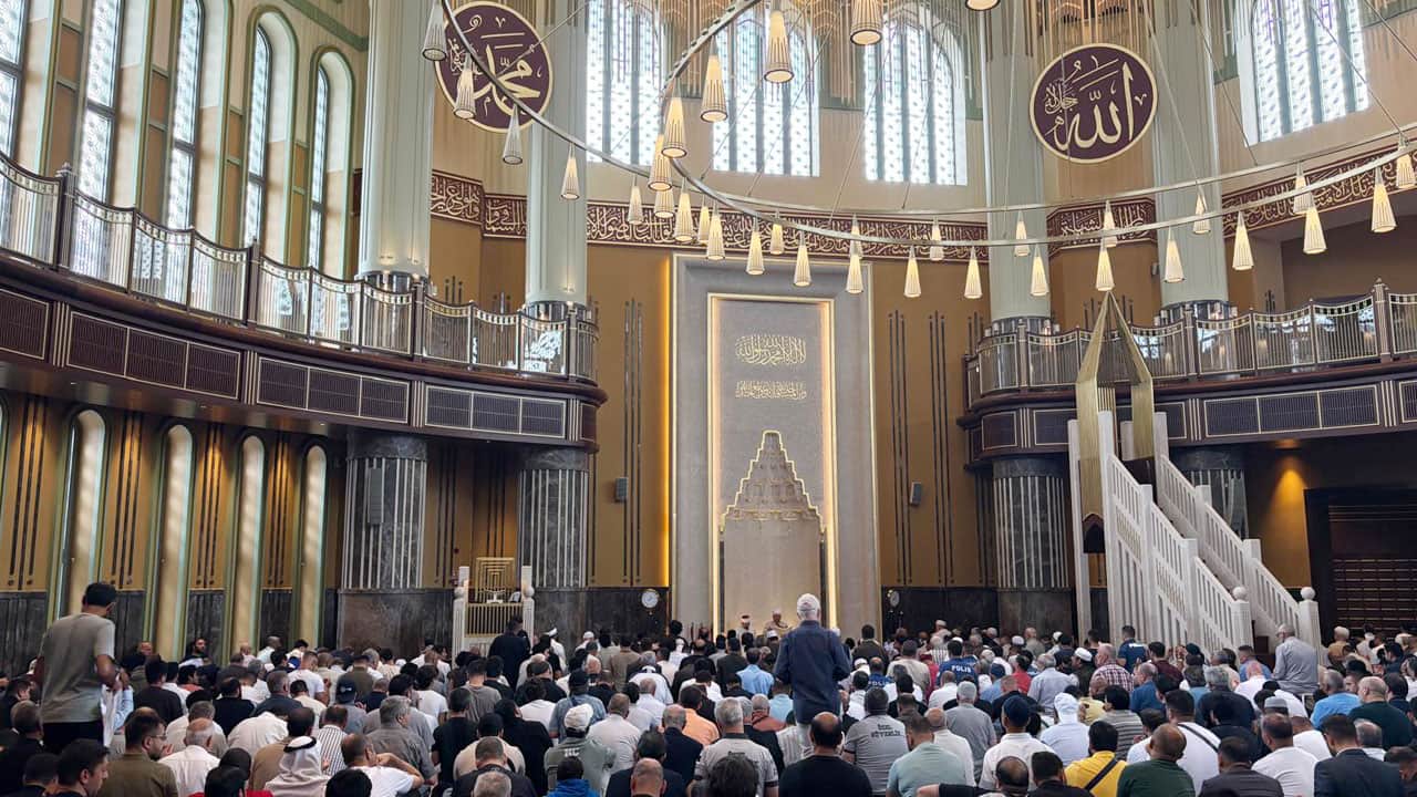 Foto - Taksim Camii'nde 30 Ağustos mevlidi: Şehitler için Kur’an-ı Kerim okundu, dualar edildi