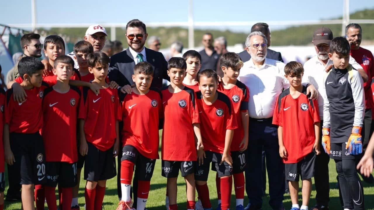 Foto - Talas Belediye Başkanı Mustafa Yalçın açıkladı: Erciyes’te Talas zirvesi: İki kupa birden