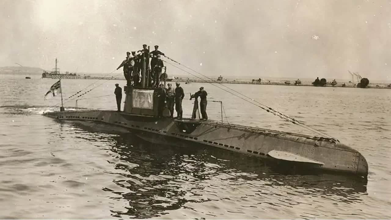 Foto - Tam 109 yıldır denizin dibindeydi: İçindeki ölümcül patlayıcılar birden denize sızmaya başladı