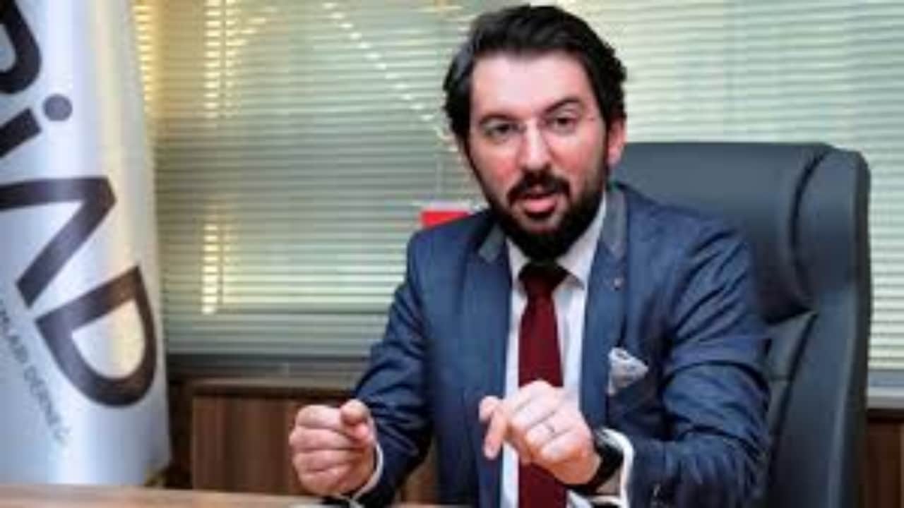 Foto - Tanju Özcan’ın yanındaki sarışın kadının gizemi çözüldü! Perde arkası bildiğiniz gibi değil! Meğer bir de "mama" varmış