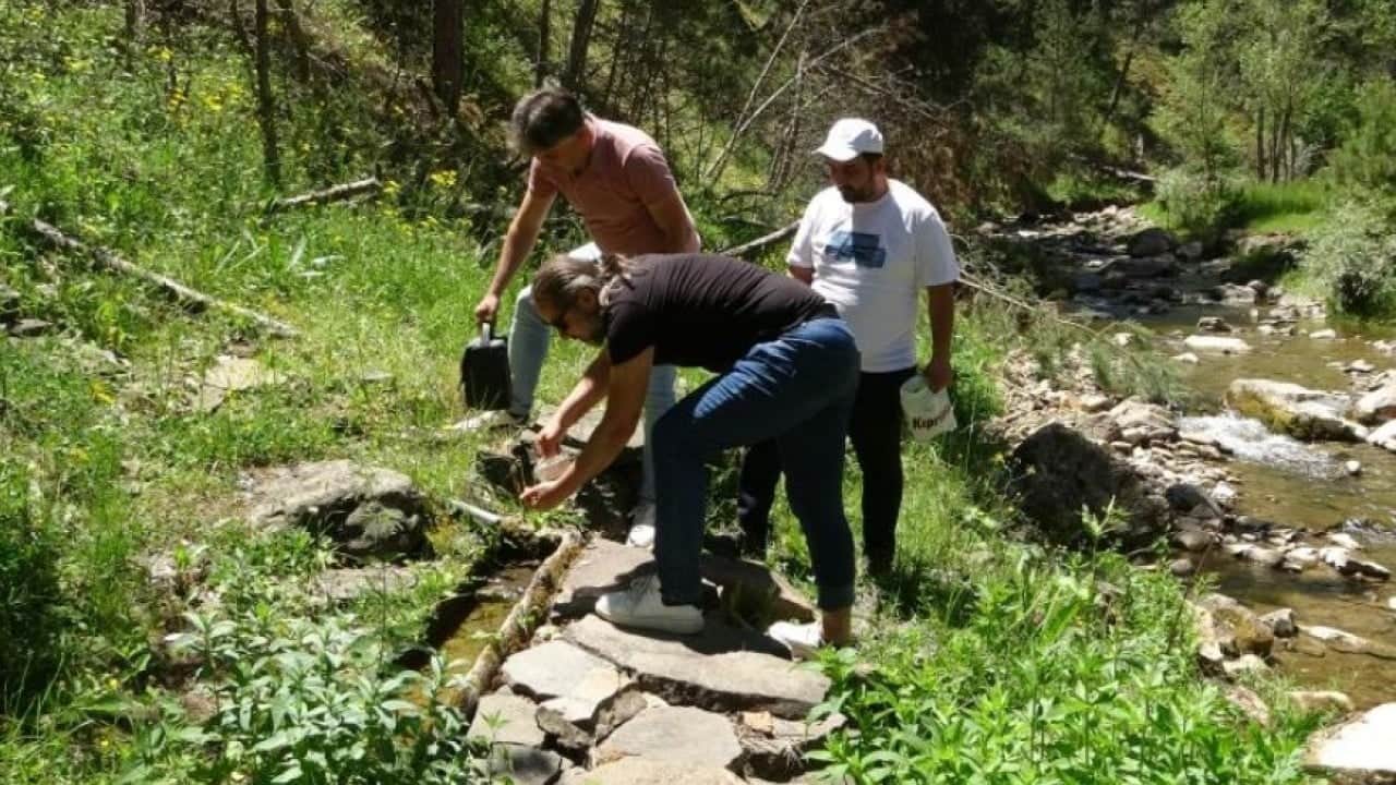 Foto - Tansiyon ve diyabet hastalarının uğrak noktası oldu: Şifasını bu suda arıyorlar