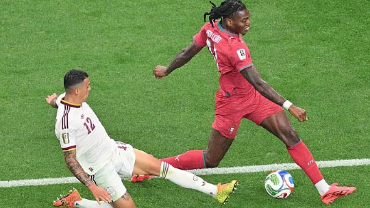 Foto - Taraftara karşı sonunda Galatasaray işi bitirdi! Leao'nun eli kulağında